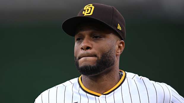Robinson Canó with the Padres.